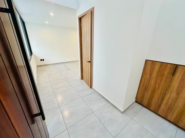 CASAS EN VENTA DE 3 NIVELES, 3 RECÁMARAS, JARDÍN, ROOF Y TERRAZA
