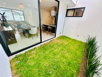 CASAS EN VENTA DE 3 NIVELES, 3 RECÁMARAS, JARDÍN, ROOF Y TERRAZA