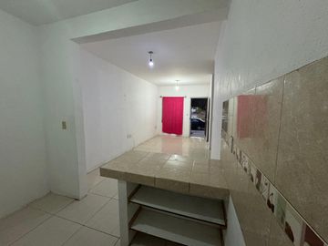 CASA EN VENTA LA RESERVA