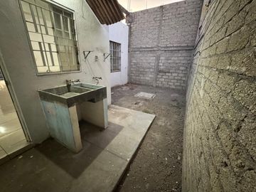 CASA EN VENTA LA RESERVA