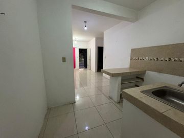 CASA EN VENTA LA RESERVA