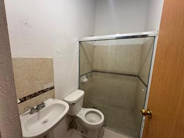 CASA EN VENTA LA RESERVA