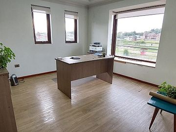 OFICINA 280 M2 VALLE PAICAVÍ