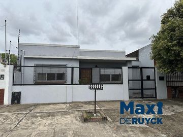 Apta crédito a pasos del centro y Plaza Conesa