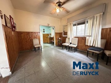 Apta crédito a pasos del centro y Plaza Conesa