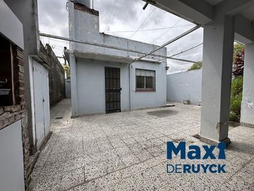 Apta crédito a pasos del centro y Plaza Conesa