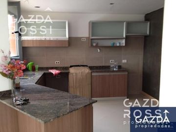 Excelente casa en venta con renta en Don Joaquín, Canning