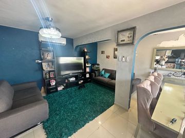 Casa en venta en fraccionamiento privado Cumbres Samsara sector Traviata.