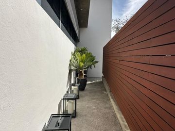 CASA EN VENTA EN JURICA. 12