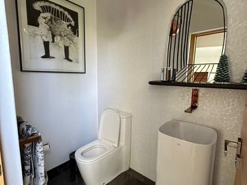 CASA EN VENTA EN JURICA. 12