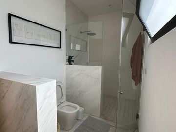 CASA EN VENTA EN JURICA. 12