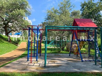 Town Houses en RENTA en Zona Esmeralda