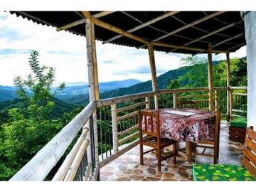 Cabaña turística en zona de montaña en Minca Santa Marta Colombia