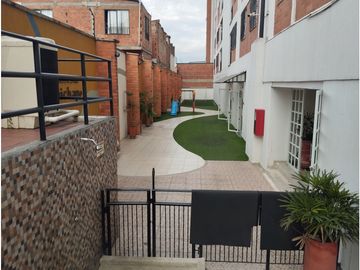Amplio apartamento PentHouse Dúplex frente a chipichape Norte de Cali