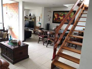Amplio apartamento PentHouse Dúplex frente a chipichape Norte de Cali