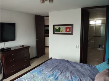 Amplio apartamento PentHouse Dúplex frente a chipichape Norte de Cali