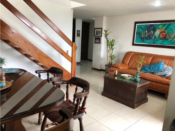 Amplio apartamento PentHouse Dúplex frente a chipichape Norte de Cali