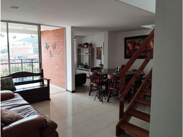 Amplio apartamento PentHouse Dúplex frente a chipichape Norte de Cali