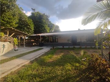 VENDE FINCA VIA ALCALA, QUINDIO