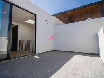 Casa en venta en parques de Tesistán, Zapopan , Jal