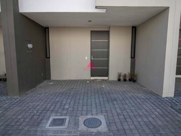 Casa en venta en parques de Tesistán, Zapopan , Jal