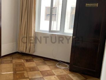 OCASION ALQUILER  DE OFICINA EN EL CORAZON DEL CENTRO DE LIMA