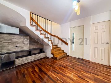 VENTA DEPARTAMENTO DUPLEX - PRIMER PISO - SAN BORJA - PENTAGONITO