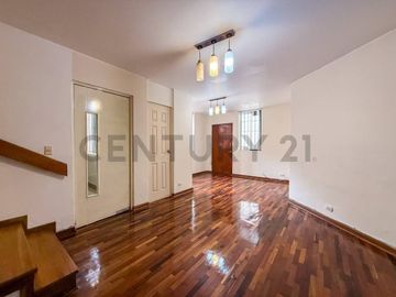 VENTA DEPARTAMENTO DUPLEX - PRIMER PISO - SAN BORJA - PENTAGONITO