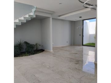 CASA EN VENTA EN RESIDENCIAL LA CARTUJA PACHUCA, HGO