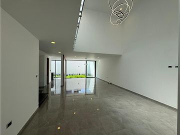 Casa En Venta Lomas De Angelópolis Parque Chiapas