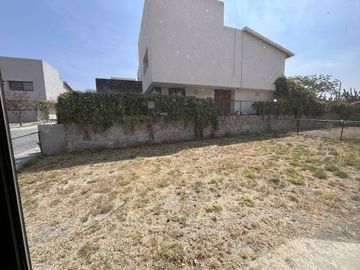 Casa en Venta en Balvanera, 3 Recámaras, Estudio, Jardín, Alberca, Lujo !