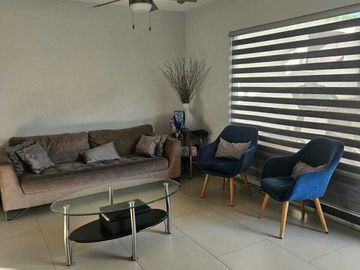 CASA EN VENTA CUMBRES CALLEJUELAS