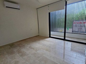 CASA EN VENTA  MONTES DE AME, MERIDA DE 4 REC