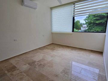 CASA EN VENTA  MONTES DE AME, MERIDA DE 4 REC