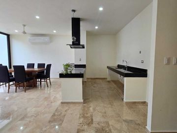 CASA EN VENTA  MONTES DE AME, MERIDA DE 4 REC