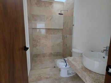 CASA EN VENTA  MONTES DE AME, MERIDA DE 4 REC