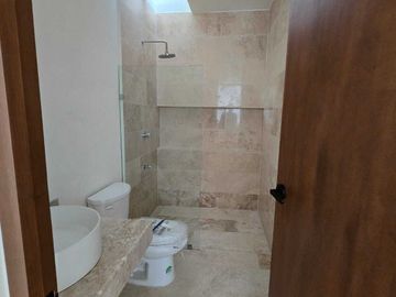 CASA EN VENTA  MONTES DE AME, MERIDA DE 4 REC