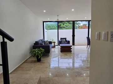 CASA EN VENTA  MONTES DE AME, MERIDA DE 4 REC