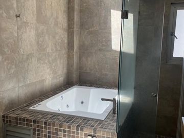 LOMAS COUNTRY CLUB RENTA CASA VISTA A CAMPO