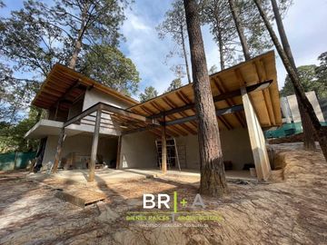 Casas espejo modernas y nuevas en preventa dentro de Rancho Avandaro