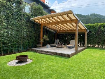 Hermosa Casa Contemporánea