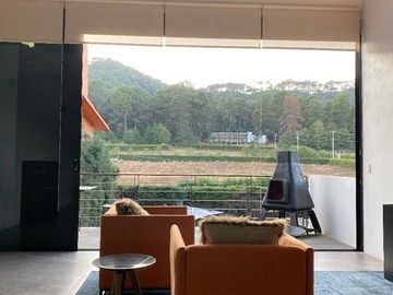 Hermosa Casa Contemporánea
