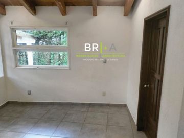 Casa para inversionista zona en expansión  en Valle  de Bravo.
