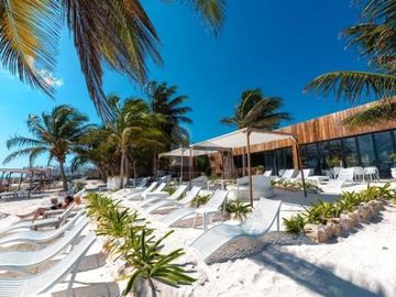 Villa en venta, Country Club Tulum, Akumal, Quintana Roo. Casa de Lujo en Villa