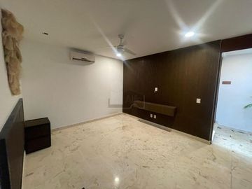 Villa en venta, Country Club Tulum, Akumal, Quintana Roo. Casa de Lujo en Villa