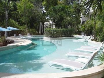 Villa en venta, Country Club Tulum, Akumal, Quintana Roo. Casa de Lujo en Villa