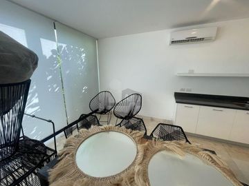 Villa en venta, Country Club Tulum, Akumal, Quintana Roo. Casa de Lujo en Villa