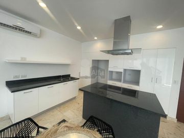 Villa en venta, Country Club Tulum, Akumal, Quintana Roo. Casa de Lujo en Villa