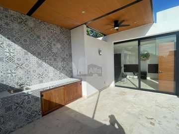 Villa en venta, Country Club Tulum, Akumal, Quintana Roo. Casa de Lujo en Villa