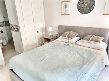 Departamento en Venta en Napoleón con Augusto Leguía. El Golf